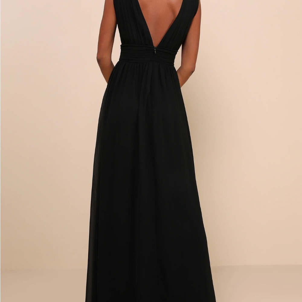 Lulu's White Maxi Dress with Plunging Neckline - Picture 5 of 6